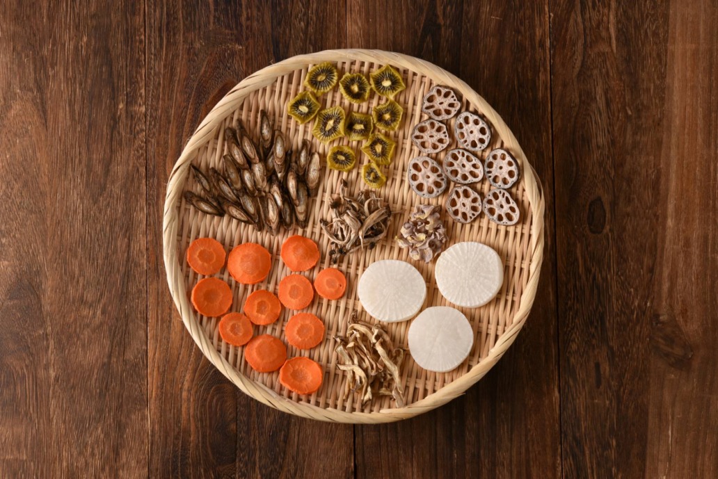 【干し野菜の作り方】ポイント・注意点やおすすめ製品も紹介